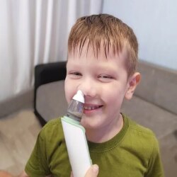 Детский силиконовый очиститель носа
