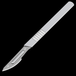 Хирургический нож из углеродистой стали