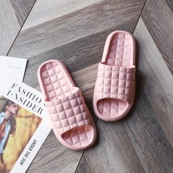 Женские домашние тапочки Летние мягкие удобные шлепанцы Банные тапочки Семейные туфли на плоской подошве Сандалии для отелей
