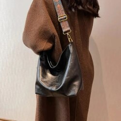Винтаж сплошной цвет PU кожа женщин моды плеча слинг Сумка Простой широкий ремень ведро Crossbody сумка