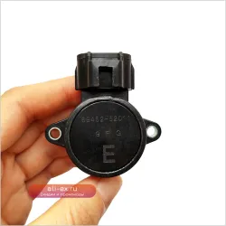 Датчик положения дроссельной заслонки Toyota 89452-52011
