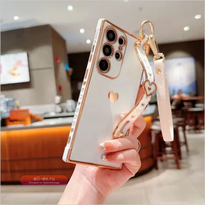 Чехол-ремешок для Samsung Galaxy A16/A36/A56/A26/A15/A55/A35/A25/A14/A54/A34/A24/A53/A13/A23/A33/A52/A12 с дизайном "Сердце"
