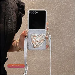 Чехол-подставка "Магнитное Сердце" для Samsung Galaxy Z Flip 7/6/5 с ремешком