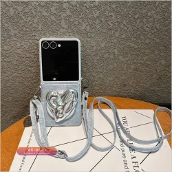 Чехол-подставка "Магнитное Сердце" для Samsung Galaxy Z Flip 7/6/5 с ремешком