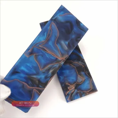 Набор из 2 заготовок для рукояти ножа из синей смолы с медной сеткой 120x40x8 мм