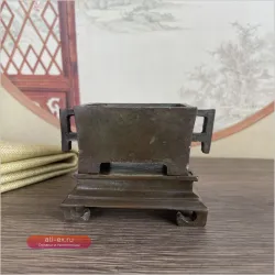 Коллекционная миниатюрная латунная курильница для благовоний "Ясли" с тройной ножкой, люксовый настольный декор