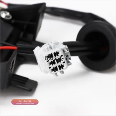 Кнопка открытия багажника 81260-2V010