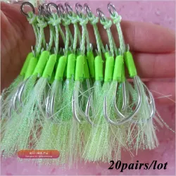 Двойные крючки с бородкой и люминесцентным покрытием для джиггинга