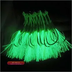 Двойные крючки с бородкой и люминесцентным покрытием для джиггинга